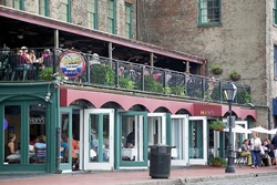 pet friendly restaurants in savannah georgia, restaurants dogs allowed savannah georgia